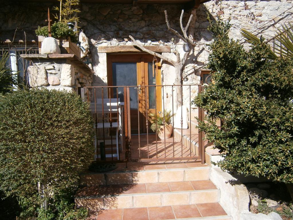 Gite L'Etape Vallon-Pont-dʼArc Exterior foto